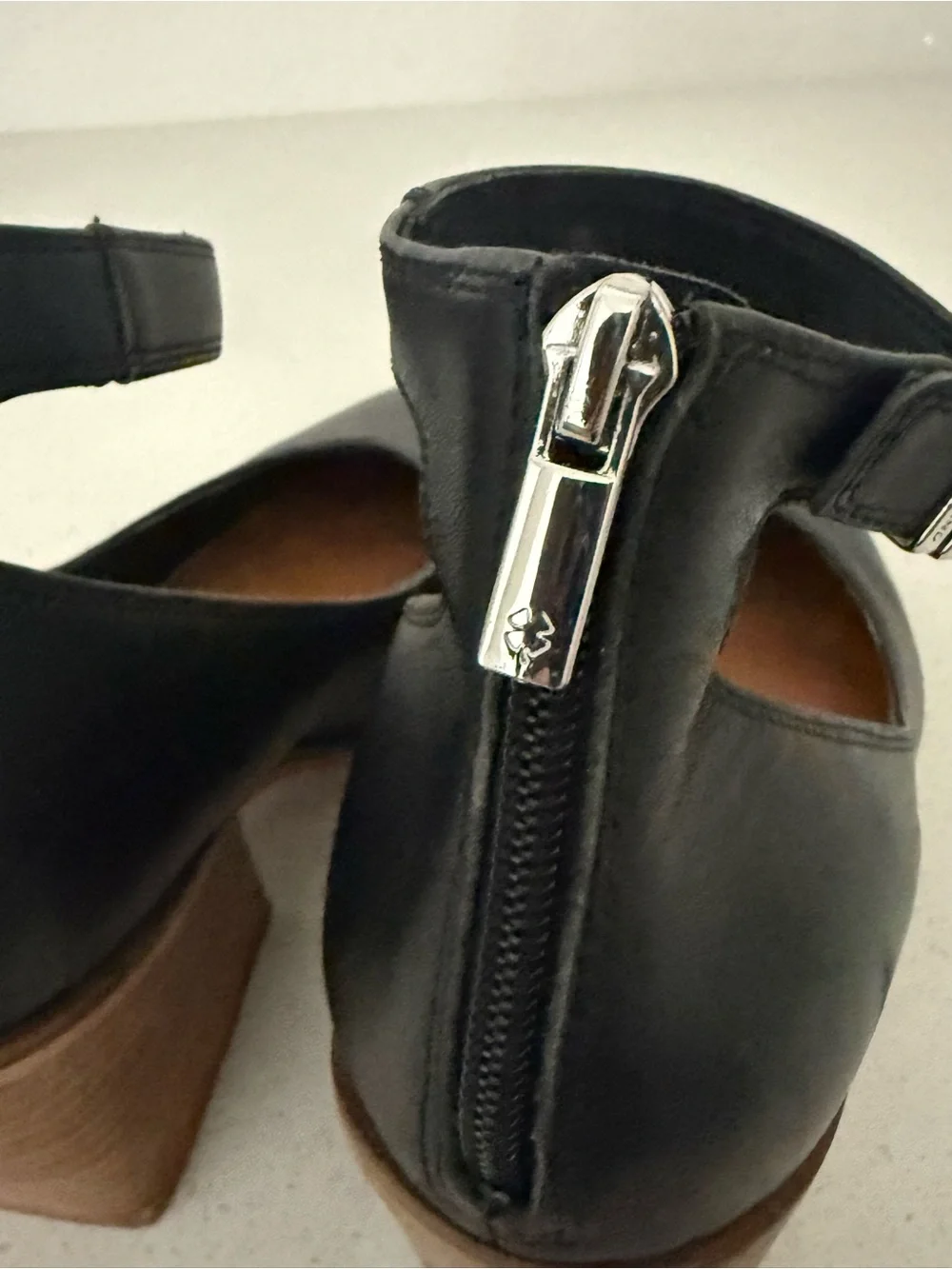 Lucky Brand Black Pointed Ankle-Strap Heels. Genuine Leather
